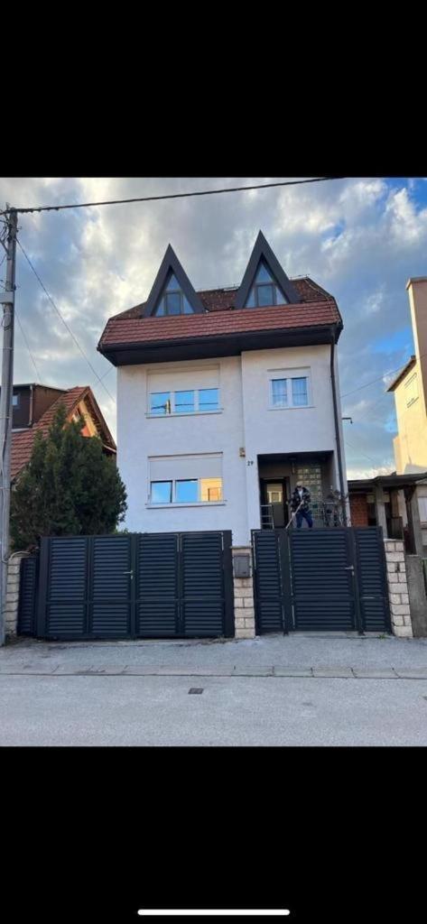 Urban Cozy Apartments Zagreb Luaran gambar